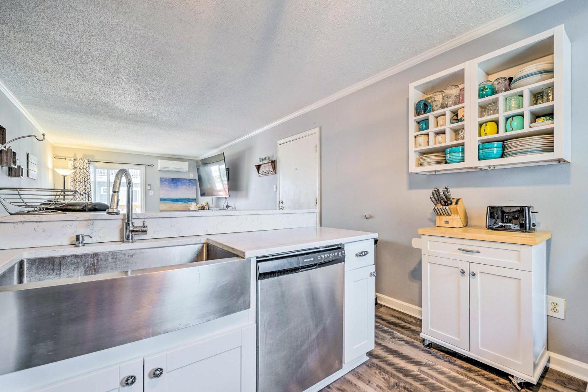 North Topsail Condo - Steps To Beach! Норт-Топсейл-Бич Экстерьер фото